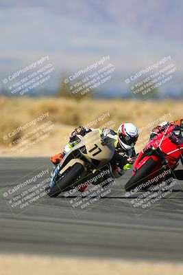 media/Jan-13-2024-SoCal Trackdays (Sat) [[9c032fe5aa]]/Turn 16 Set 2 (1120am)/